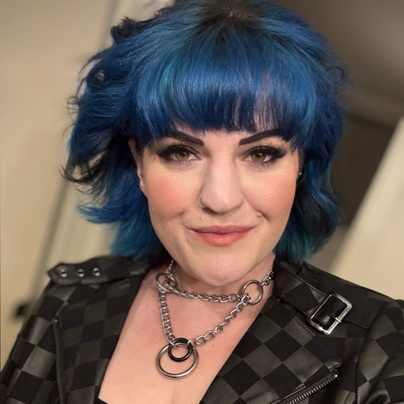 Meet your Posher, Samantha - Picture 1 of 1